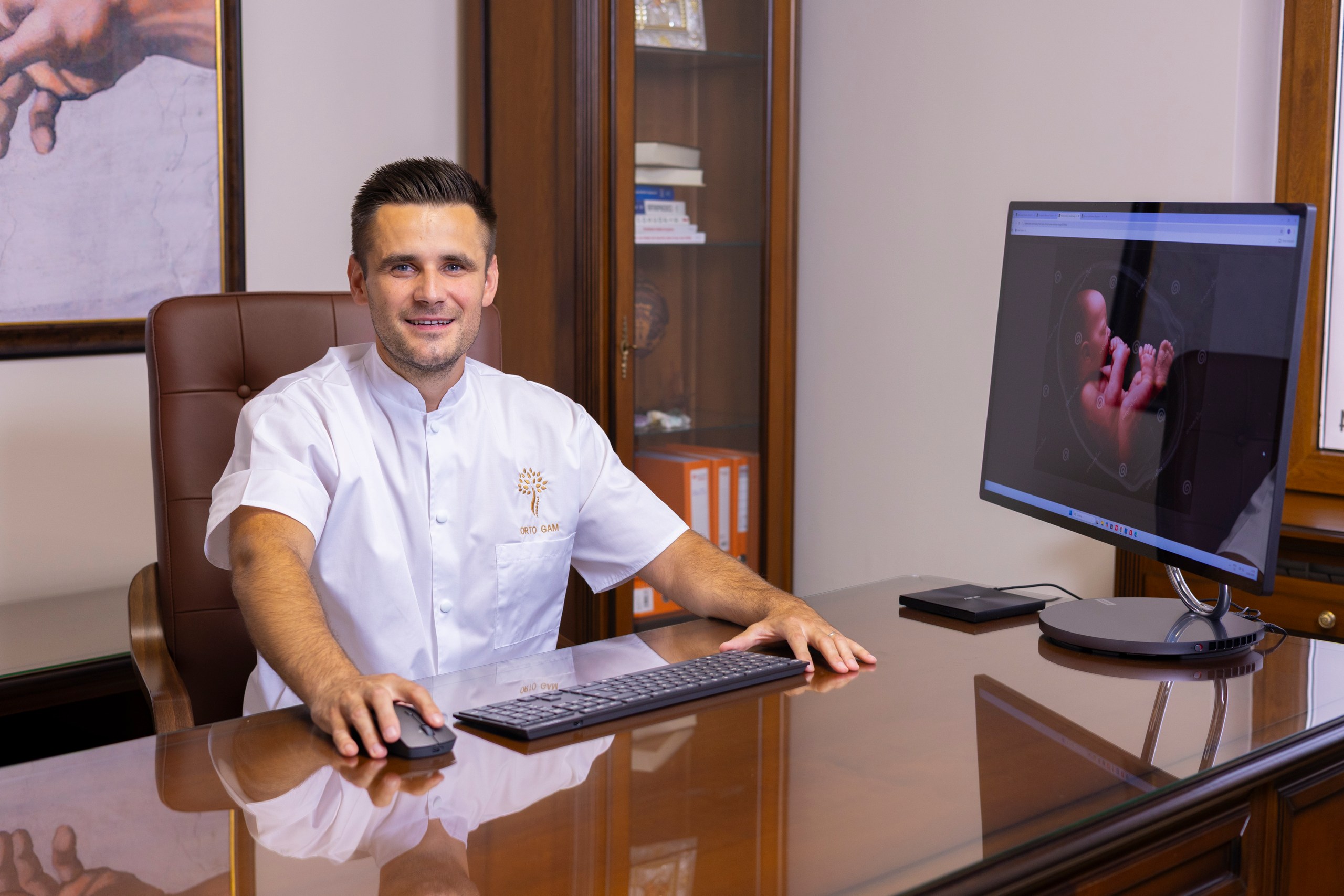 Dr. Mihăilă Marius consultație obstetrică-ginecologie